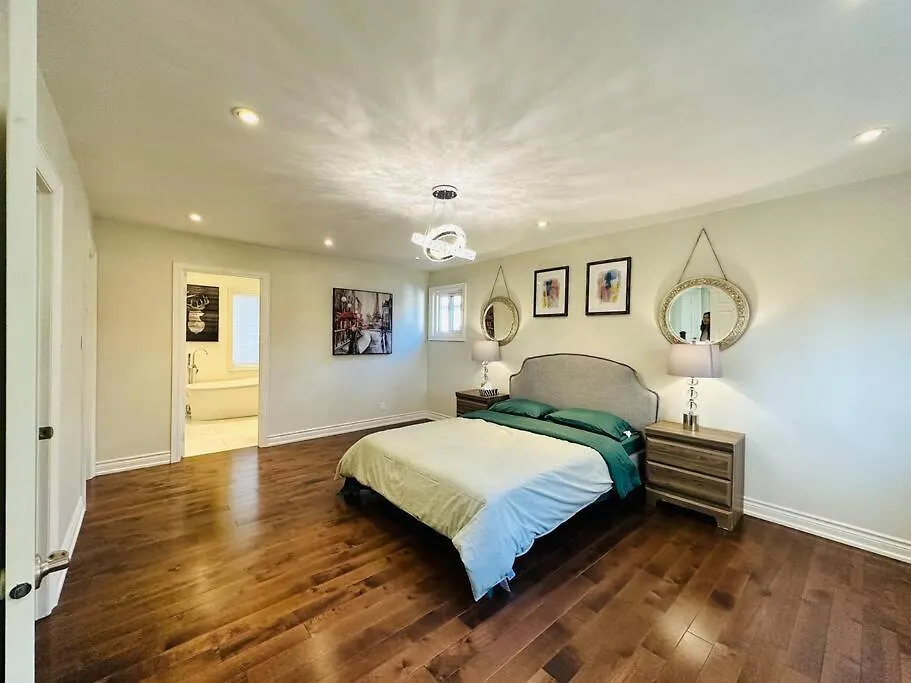 Elegant New Reno Sweet Home تورونتو