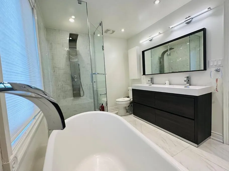 Elegant New Reno Sweet Home Toronto 0*,  Canada